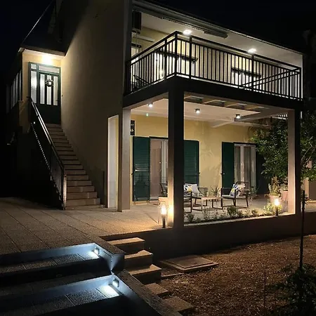 Citrus Apartament *